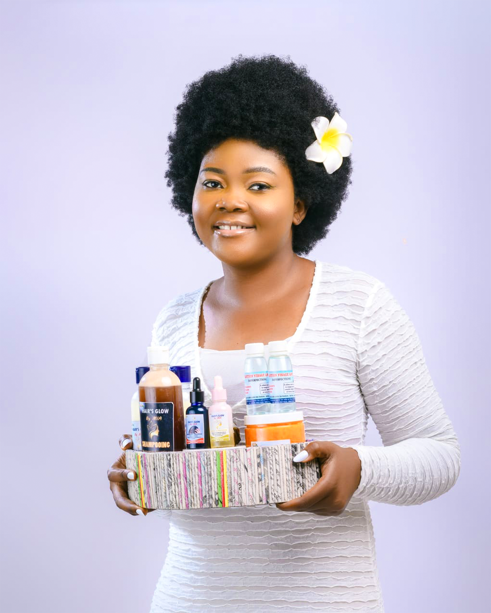 femme belle produit cosmétics cheveux naturel